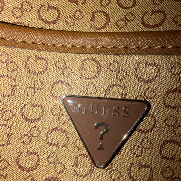 Stunning Guess Manhattan Monogram Backpack - Send Offers - Picture 2 of 8